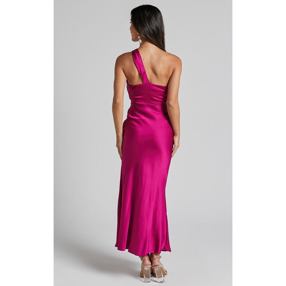New Showpo Carmella Midi Dress One Shoulder Dress Size Medium MSRP $119 - Picture 5 of 7